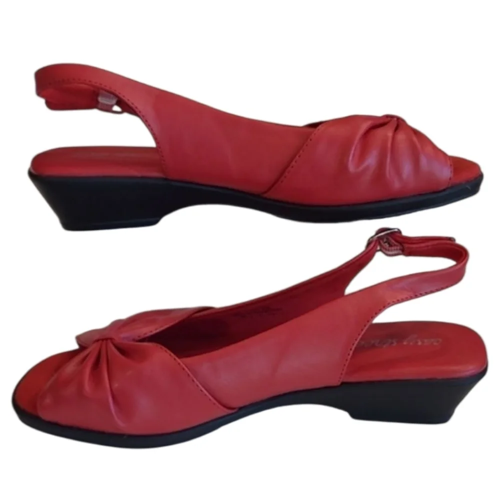 Easy Street Soft Red slingback Wedge Sandals Block Heels Ankle Strap Retro NWOT